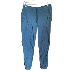 INDYGENA Maeto Hiking Joggers - Army Green Size M